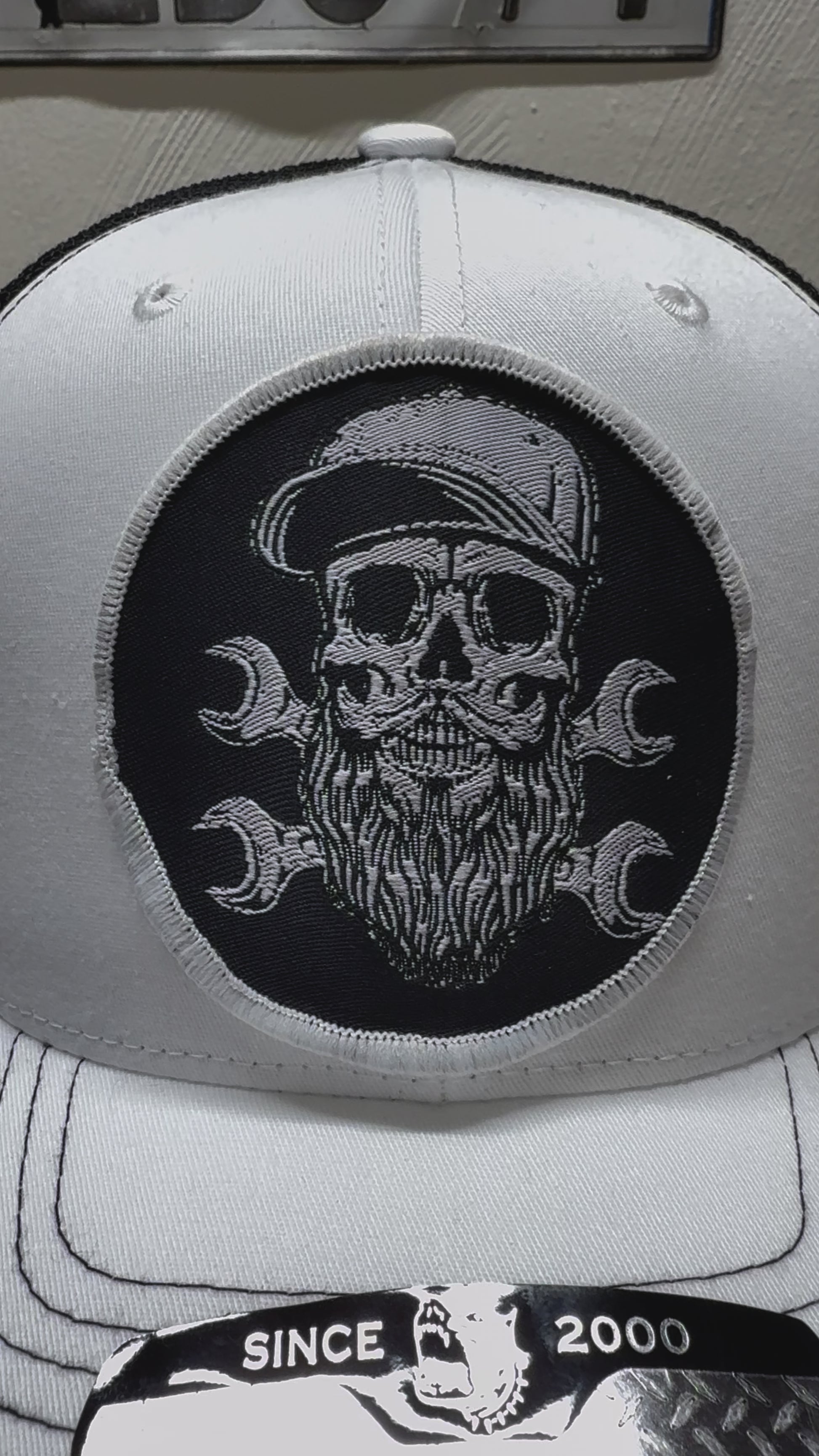 Beard Skull Embroidered Patch Mechanic Trucker Hat - Fun Gift for Beard Enthusiasts - Gift for Beard Lovers -Comes With A Free Beard Sticker